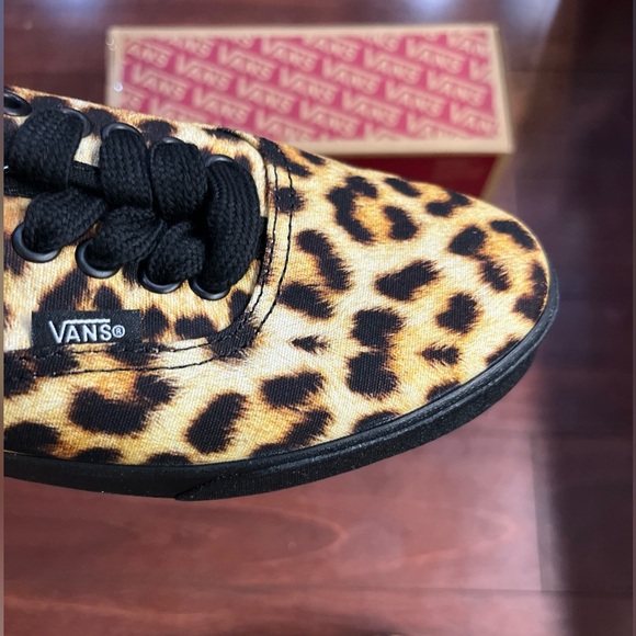 Womens 8 Vans Authentic Low Pro Leopard Print Low Top Shoe Sneaker New HALF BOX - Picture 11 of 16